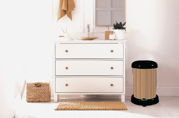 حاوية قمامة ذو دواسة  KB0035